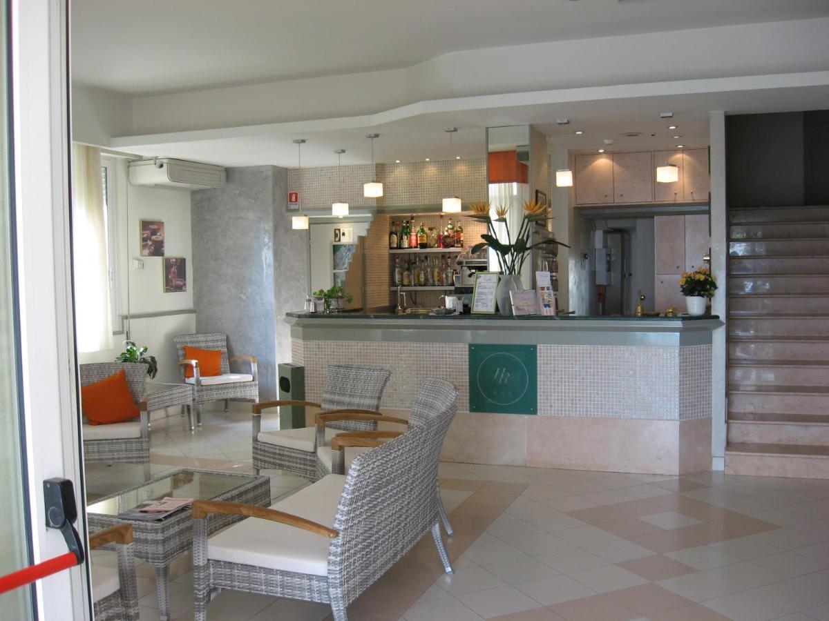 Hotel Rosati ริมินี ภายนอก รูปภาพ